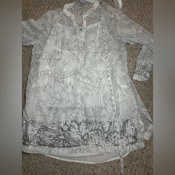 Chicos Blouse Top Women Size 2 12/14 Silver 2pc Blouse Cami Set Sequin Butterfly - Picture 7 of 9